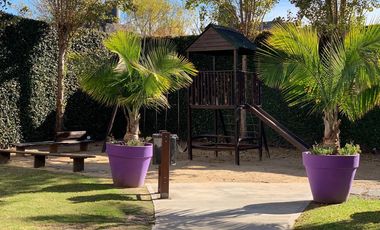 Departamento en Alquiler en Pasionaria San Isidro 2 amb en  Alquiler, Jardín, Cochera doble