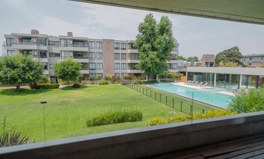 Departamento en Alquiler en Pasionaria San Isidro 2 amb en  Alquiler, Jardín, Cochera doble