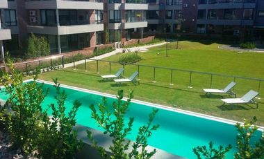 Departamento en Alquiler en Pasionaria San Isidro 2 amb en  Alquiler, Jardín, Cochera doble