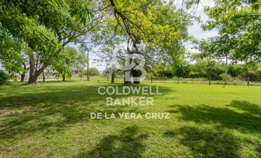 Quinta sobre gran terreno arbolado