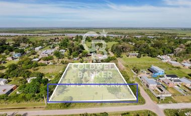 Quinta sobre gran terreno arbolado