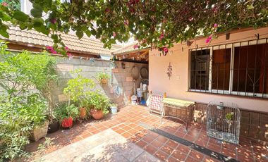VENTA 2 CASA PARA DOS FAMILIAS PATIO GARAGE PIÑEYRO