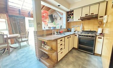 VENTA 2 CASA PARA DOS FAMILIAS PATIO GARAGE PIÑEYRO