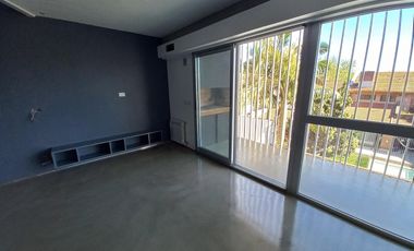 Venta Departamento 3 ambientes con cochera en Florida