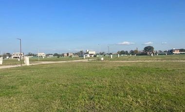 Terreno central en Country Viento Sur