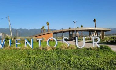 Terreno central en Country Viento Sur
