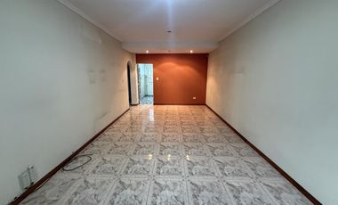 Departamento tipo casa 4 ambientes con COCHERA Y PATIO en Wilde