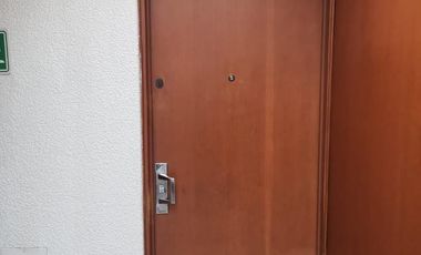 Venta consultorio- oficina en la Del Valle Norte