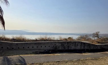 Terreno con vista panorámica al lago de Tequesquitengo!!
