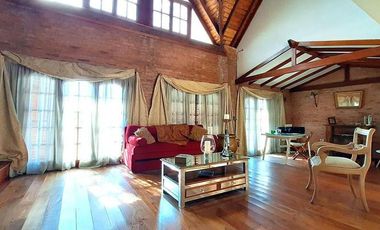 Departamento de 5 ambientes   Galpón con oficina y baño - Moron Norte