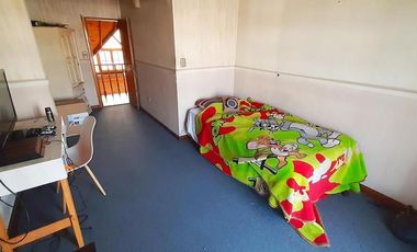 Departamento de 5 ambientes   Galpón con oficina y baño - Moron Norte