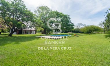 Gran terreno arbolado