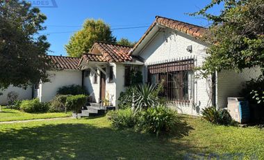 Venta Casa con parque y piscina en el Cortijo, Los Polvorines, Malvinas Argentinas