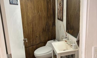 Venta Casa con parque y piscina en el Cortijo, Los Polvorines, Malvinas Argentinas