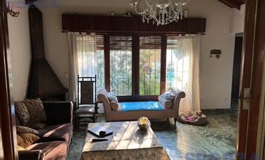 Venta Casa con parque y piscina en el Cortijo, Los Polvorines, Malvinas Argentinas