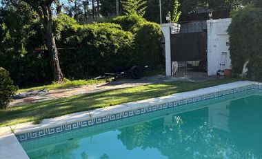 Venta Casa con parque y piscina en el Cortijo, Los Polvorines, Malvinas Argentinas