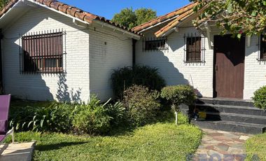 Venta Casa con parque y piscina en el Cortijo, Los Polvorines, Malvinas Argentinas
