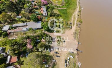 Quinta sobre gran terreno arbolado