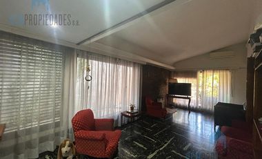 Venta Casa en PH 6 ambientes Banfield