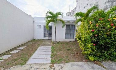 Casa en renta en Veracruz de un nivel Fracc. Laguana Real.