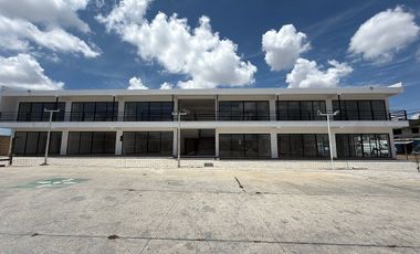 RENTO LOCALES EN PLAZA COMERCIAL CAMINO AL BATAN