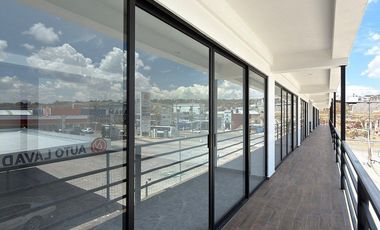RENTO LOCALES EN PLAZA COMERCIAL CAMINO AL BATAN