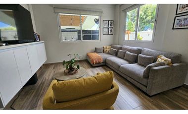 VENTA CASA MODERNA EN COSTA SUR (CP)