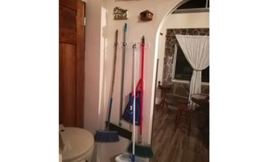 SE VENDE CASA EN CERRO AZUL EL FORTIN DE 2 NIVELES CON  3 HABITACIONES