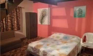 SE VENDE CASA EN CERRO AZUL EL FORTIN DE 2 NIVELES CON  3 HABITACIONES