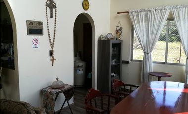 SE VENDE CASA EN CERRO AZUL EL FORTIN DE 2 NIVELES CON  3 HABITACIONES