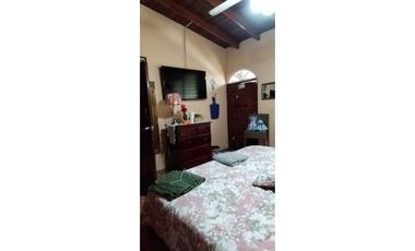 VENTA DE CASA CON PISCINA 470MTS EN LOS ANGELES, BETHANIA