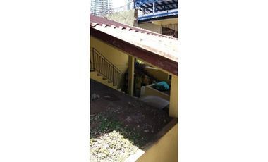 VENTA DE CASA CON PISCINA 470MTS EN LOS ANGELES, BETHANIA
