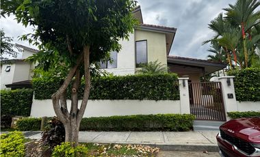 CASA EN ALQUILER NATIVA PANAMA PACFICO