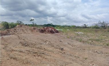 Se Vende Finca de 10 has comercial en Autopista La Chorrera (DR)