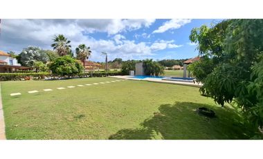 Venta de casa en Villas de Decameron, Farallón, Coclé