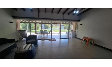 Venta de casa en Villas de Decameron, Farallón, Coclé