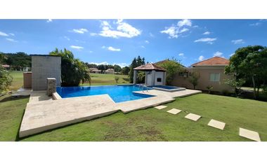 Venta de casa en Villas de Decameron, Farallón, Coclé