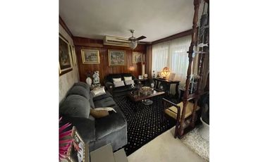 Casa en Venta en Altos de Miraflores con Jardín Amplio | MM