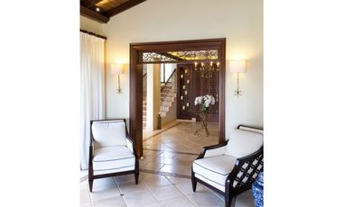 Residencia de Lujo en Buenaventura