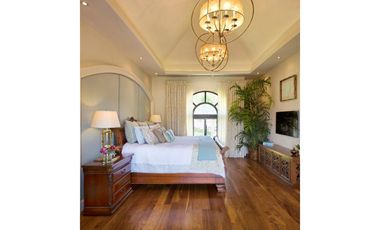 Residencia de Lujo en Buenaventura | Piscina Privada