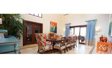 Residencia de Lujo en Buenaventura | Piscina Privada