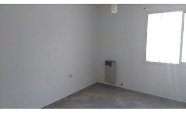 ALQUILO DUPLEX DE DOS DORMITORIOS EN SAN VICENTE