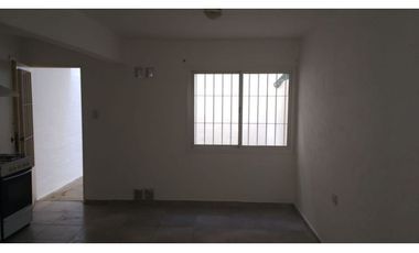 ALQUILO DUPLEX DE DOS DORMITORIOS EN SAN VICENTE