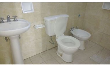 ALQUILO DUPLEX DE DOS DORMITORIOS EN SAN VICENTE