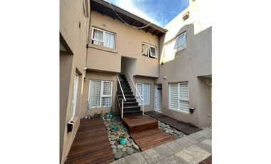 Alquiler — PH  2 ambientes, calle Balcarce, zona Villa Primera