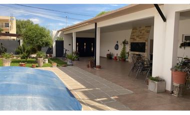 Se vende Casa en Viale calle San Martín