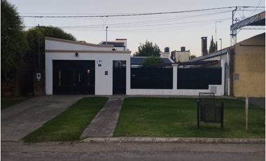 Se vende Casa en Viale calle San Martín