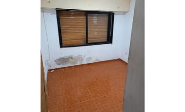 CASA Y DEPTO CALLE TERRADA