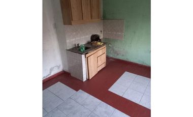 CASA Y DEPTO CALLE TERRADA