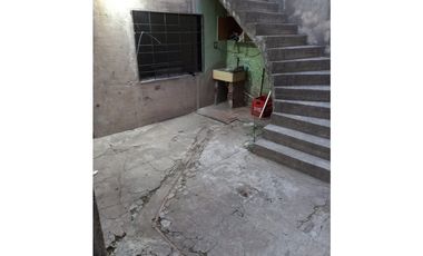 CASA Y DEPTO CALLE TERRADA